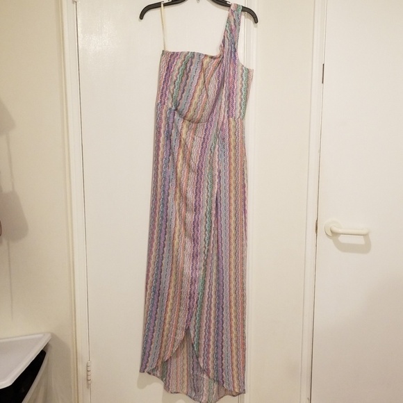 💕BCBMAXAZRIA💕 Striped One-Shoulder Maxi Dress 8 - Picture 7 of 8